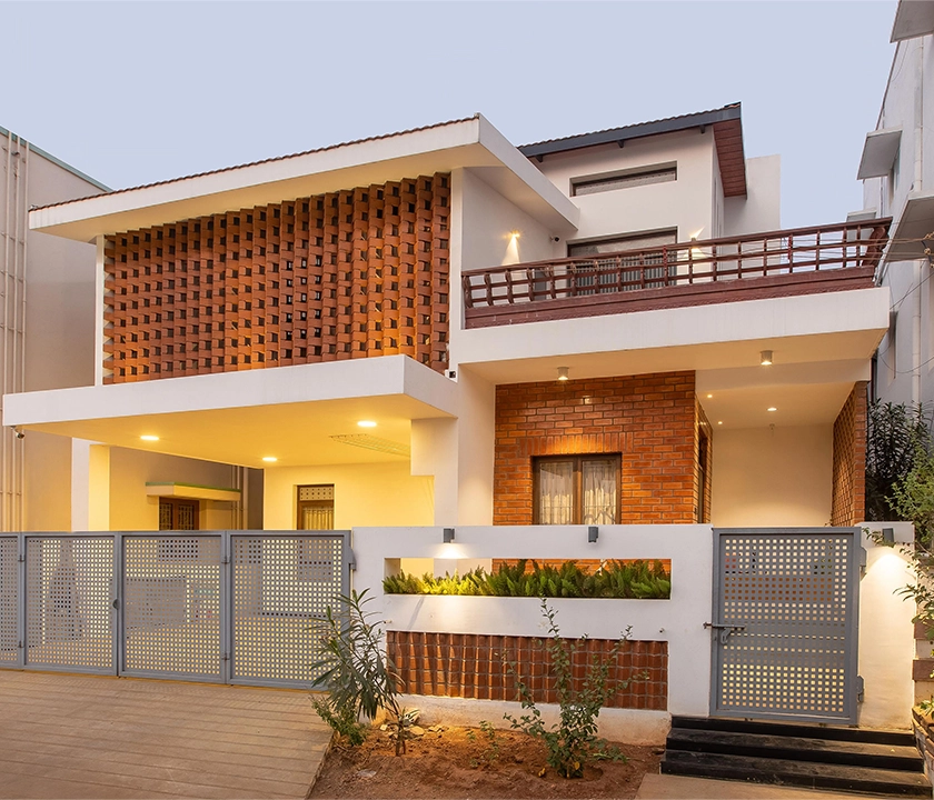 Exterior view of Dr. V Residence multi-level courtyard home in Coimbatore