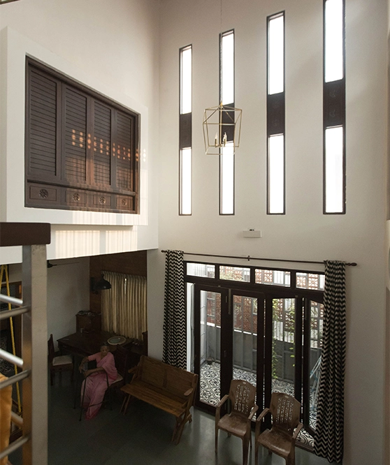 Visual connectivity across split levels inside Dr. V Residence